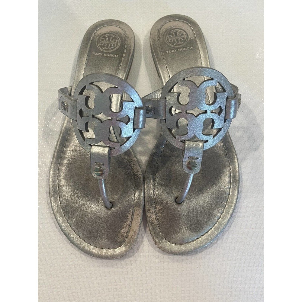 Tory Burch Miller Sandals Women’s 8.5 Silver Classic Leather Flip Flop Logo